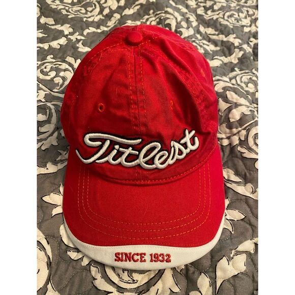 Titleist Red Golf Hat￼ - Picture 1 of 7